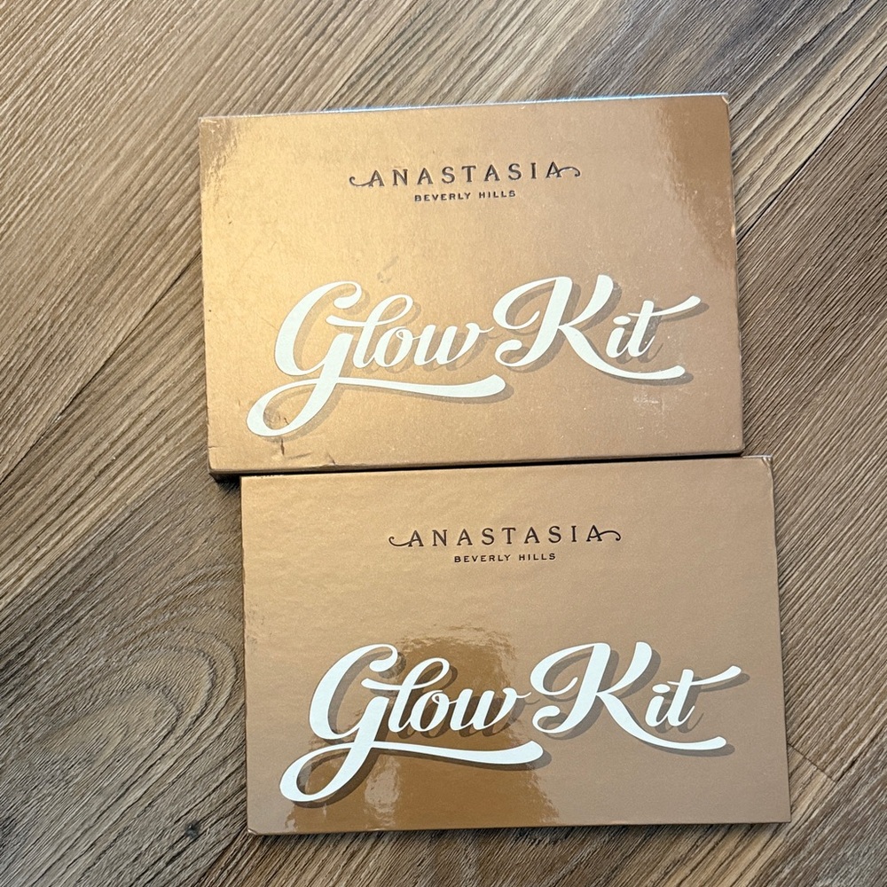 New Anastasia Beverly Hills Glow Kit Highlighter Palette